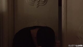 Kyra Hot a magyar pornószínész meghágva