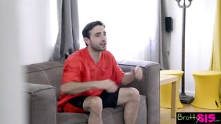 A szexy tini spiné tv nézés helyzett szopna