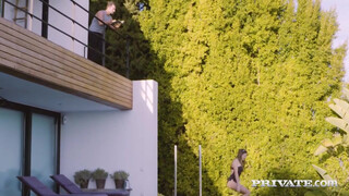 Private.com - Talia Mint a szomszéd csávóval szexel