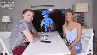 Szexy pici mellű hölgyemény megdöngetve - Hot Guys Fuck