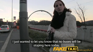 FakeTaxi - Fiatal ápoló csajszi dug a taxiban