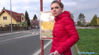 Public Agent - Amatőr csajszi pénzért megkúrelva
