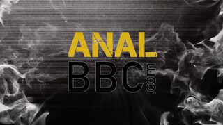 ANALIZED - Anna Rey befogadja a hatalmas barna pélót