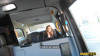 Fake Taxi - 18 éves kiscsaj popóba dugva