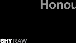 TUSHYRAW - Honour hatalmas popójába betolják a dákót