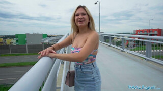 Public Agent - Irina Cage a hatalmas cicis cuki csajszi
