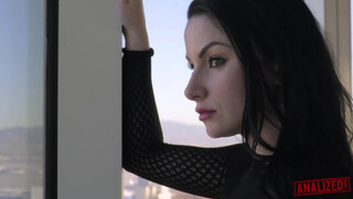 análized - Veruca James segglukába csoki pélót nyomnak be