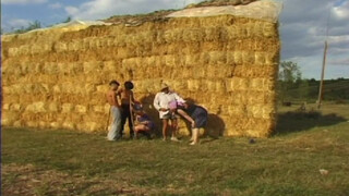 Gyuribácsi és a paraszt picsák