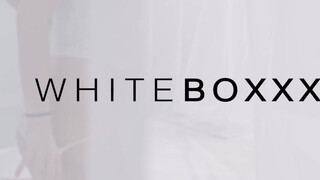 WhiteBoxxx - Tina Blade a pici cickós horvát kiscsaj