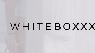 WhiteBoxxx - Luna Corazon a szenvedélyes latin hölgyemény