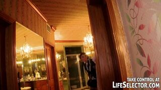 Lágy kaland a Life Selector világában: Vad koleszos lányok legelső élményei Isis Taylorral és barátnőivel anális hármasban